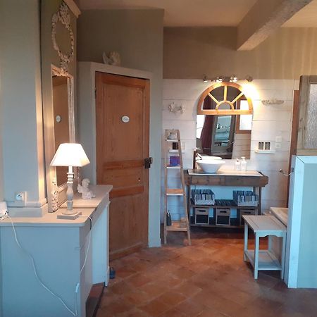 Prieure Saint-Louis Maison D'Hotes Floure Екстер'єр фото